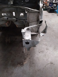 фото thumb №3, Чверть перед ліва лонжерон citroen c3 iii aircross lift 23r