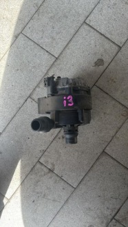 фото thumb №1, Дополнительная помпа циркуляция wody bmw i3 8600285