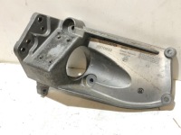 фото thumb №1, Volvo v60 ii 2.0 t8 кронштейн коробки 31370633