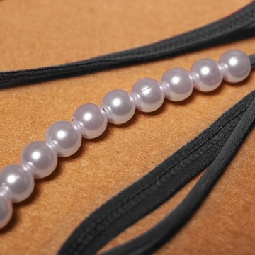 Стимулирующие трусики-стринги с бабочкой PEARLS