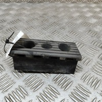 фото thumb №1, Tesla model x 2017 разъём домкрата переключения передач