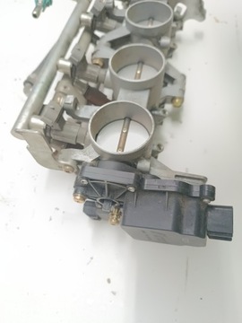 Przepustnice Kompletne Suzuki GSXR 600 750 K6 K7 K8