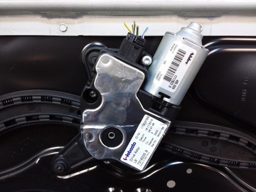 фото thumb №6, Bmw 7 g11 g12 люк окно крышные 7407090