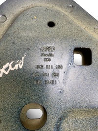 фото thumb №10, Audi e-tron 2021 кронштейн / кронштейн крыла передний 4ke821150