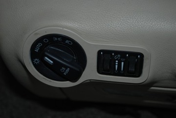 фото thumb №5, Maserati quattroporte панель роздавальна консоль
