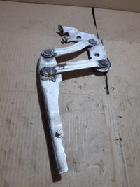 фото thumb №8, Audi a1 8x петли капот левый правый комплект 8x0823301 8x0823302