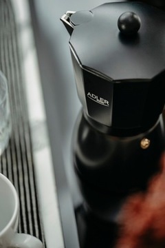 Кофеварка Adler 320 мл 6 чашек AD 4421