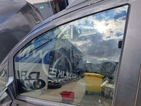 фото thumb №1, Стекло боковая дверь перед передняя левая opel zafira a