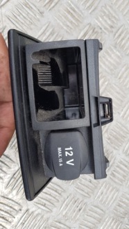 фото thumb №7, Mercedes w212 пепельница крышка