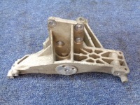 Кронштейн основание генератора 46820385 ford fiat alfa romeo lancia Оригинал, фото thumb