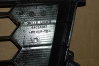 фото thumb №13, Mitsubishi l200 v 2015- решётка радиатора решётка средняя бампера перед 6402a357