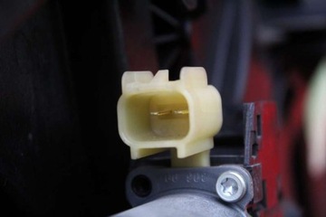 фото thumb №8, Підйомник вікна правий перед eu 8a61b045h16-ah ford fiesta mk7 3d 08-13