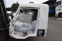 фото thumb №1, Ліва чверть volvo fmx денна кабіна короткий 2019