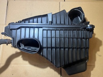 фото thumb №1, Audi q7 4l 4.2 tdi корпус фільтра повітря 7l8128601c 7l0129620