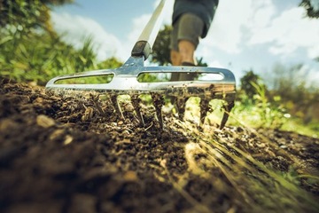 FISKARS Грабли узкие розеточные Xact S, 10 зубьев 1027038