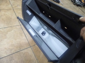 фото thumb №5, Audi a4 b6 2.5tdi бардачок холодильник