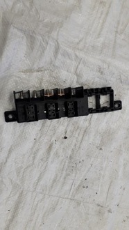 фото thumb №1, Коробка реле audi a8 d2 8l0941822a