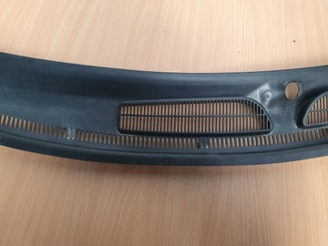 фото thumb №10, Панель під лобовим склом верхній нижня ford fiesta mk7 рестайлінг