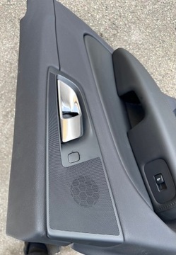 фото thumb №6, Volvo xc60 ii 2023 европа обивка задняя боковина дверь правый зад идеальная