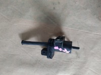 фото thumb №2, Клапан вакуумa ford renault - pa66-m40