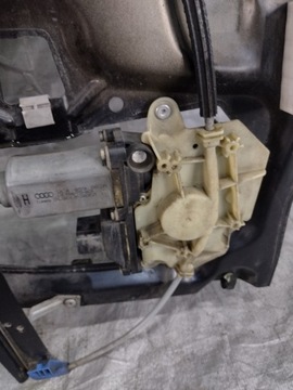 фото thumb №8, Рамка, підйомник вікна праві зад audi a3 8l 5d