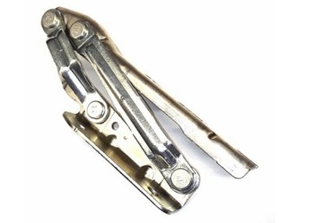 фото thumb №1, Volkswagen оригинальный номер 1q0823302c петля, крышка камеры двигателя