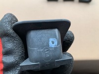 фото thumb №2, Заглушка защита сиденья isofix golf v 1k0887233 оригинал красивая