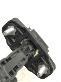 Tesla model y ограничитель дверь rh lh 1500682-00-b с Разборки, фото thumb