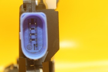 фото thumb №10, Замок дверь правые перед vw caddy iii рестайлинг 9 pin 3d1837016aq