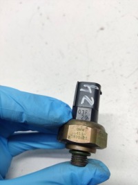 Bmw z4 e85 e86 2003 датчик тиску кондиціонера пресостат 8570623 Недорого, фото thumb