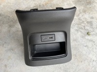 Купити Накладка тунель середнього 156126136 - alfa romeo stelvio, фото thumb