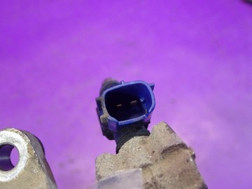 фото thumb №10, Toyota yaris i 03-05 1.0 планка вприскувальний 23250-0j010