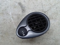 фото thumb №1, Решітка повітропровід права renault clio iii 05-12 eu