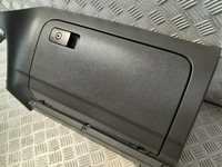 фото thumb №1, Бардачок пасажира golf v jetta 1k1857289l