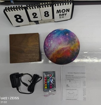 НАСТОЛЬНАЯ ЛАМПА «ЛЕВИТИРУЮЩАЯ ЛУНА» 3D-ПЕЧАТАННАЯ RGB С ДИСТАНЦИОННЫМ УПРАВЛЕНИЕМ
