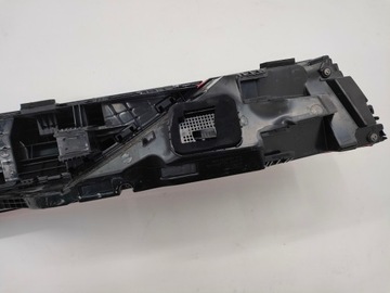 фото thumb №12, Накладка лампа зад 4m8945095m audi q8 4m8