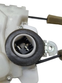 фото thumb №9, Honda fr-v 2008 замок дверь задних