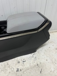 Range rover evoque ii r-dynamic l551 підлокітник Недорого, фото thumb