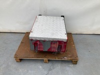 фото thumb №1, Iveco stralis коробка основа акумуляторів