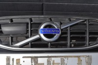 фото thumb №11, Volvo xc60 i бампер перед передний pdc омыватель противотуманная фара решётка радиатора решётка радиатора