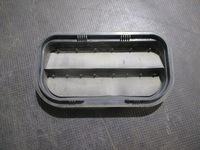 фото thumb №1, Решётка вентиляционная задняя volvo v50 07-12