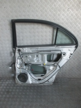 фото thumb №5, Дверь правый зад toyota avensis t25 03-06r 1c0 sedan