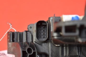 фото thumb №7, Замок двері правий зад mercedes e-klasa w213 17r