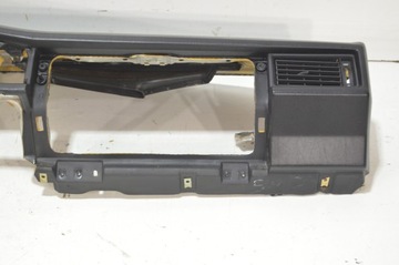 фото thumb №12, Панель роздавальна mercedes 190 w201 2016801587 чорна