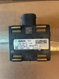 фото thumb №1, Audi q7 4m асистент перемикання поперечина руху радар 4m0907566b