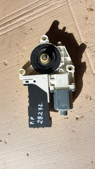 фото thumb №1, Двигунчик скла праві перед peugeot 407 04r