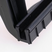 фото thumb №8, Panda iii направляющая стекло левый перед 51843294