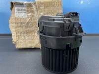 фото thumb №3, Вентилятор воздуходувка обдув салона renault dacia duster 272104185r новый оригинальный номер