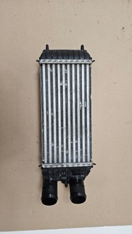 фото thumb №1, Радіаторів інтеркулер peugeot 208 8903900780