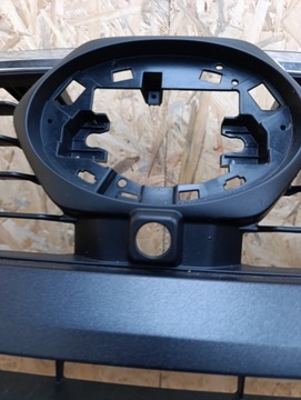 фото thumb №6, Решётка решётка радиатора toyota hilux viii рестайлинг 2024-2025 pod камера